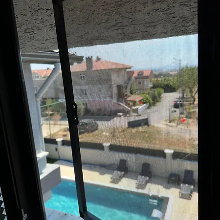 Lux Kavakli Villa